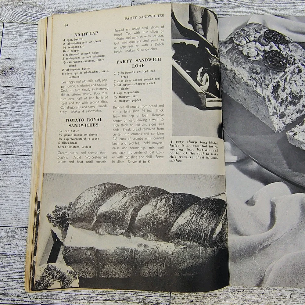 500 Tasty Sandwich Recipes Cookbook Booklet Vintage 1949‎ GOOD